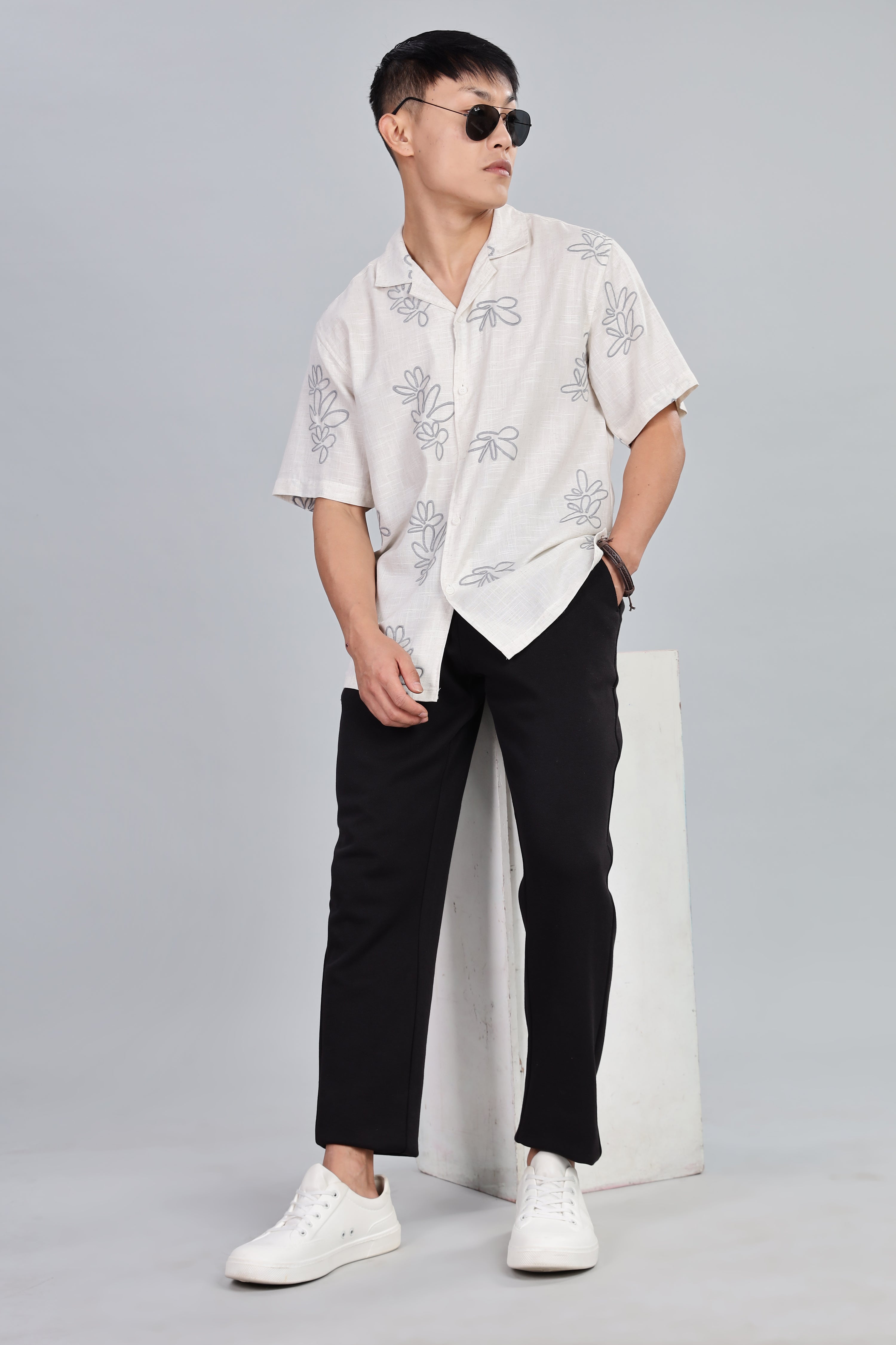 Pure Linen Box Fit Half Sleeve Shirt with Thread Embroidery