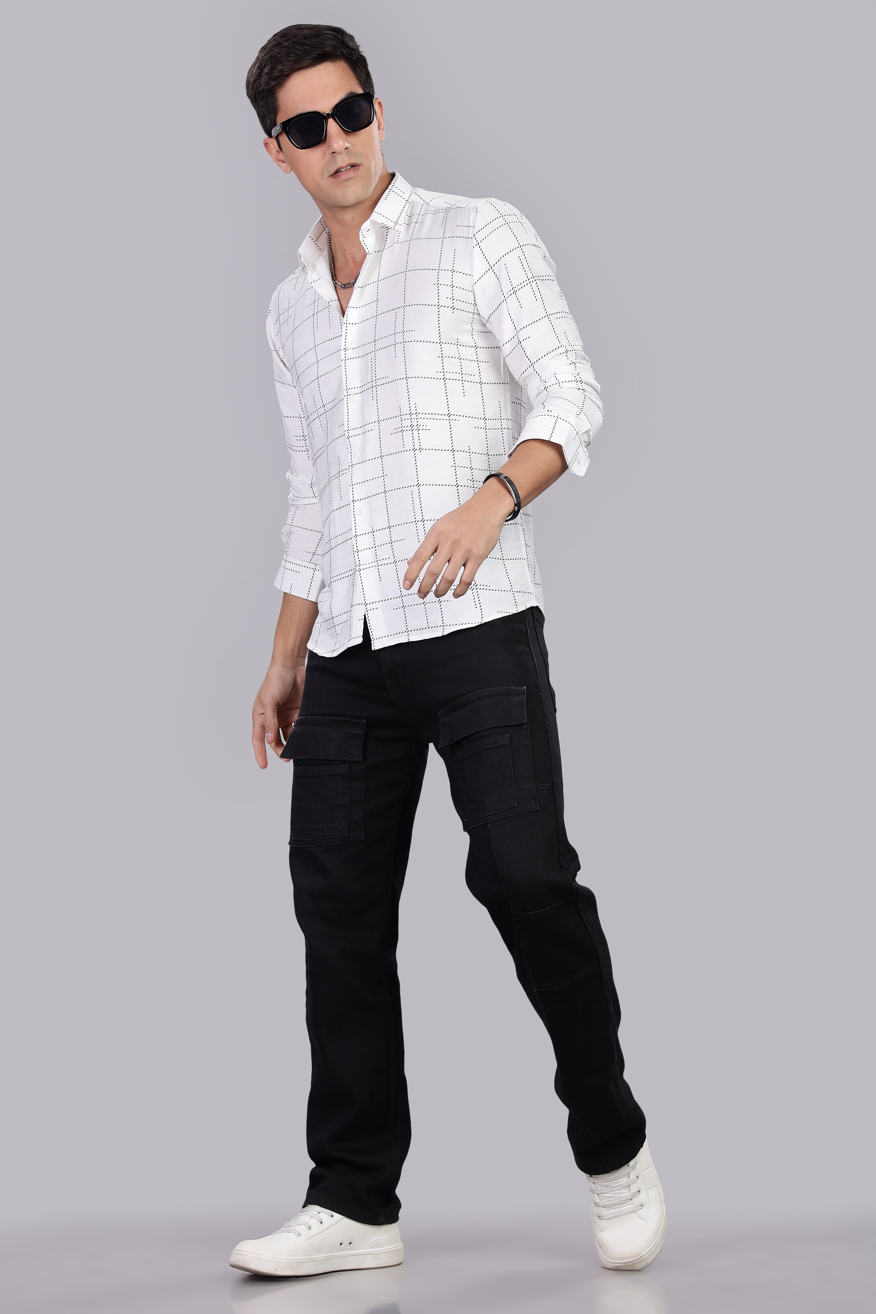 Regular Fit White Shirt With Dot Lining