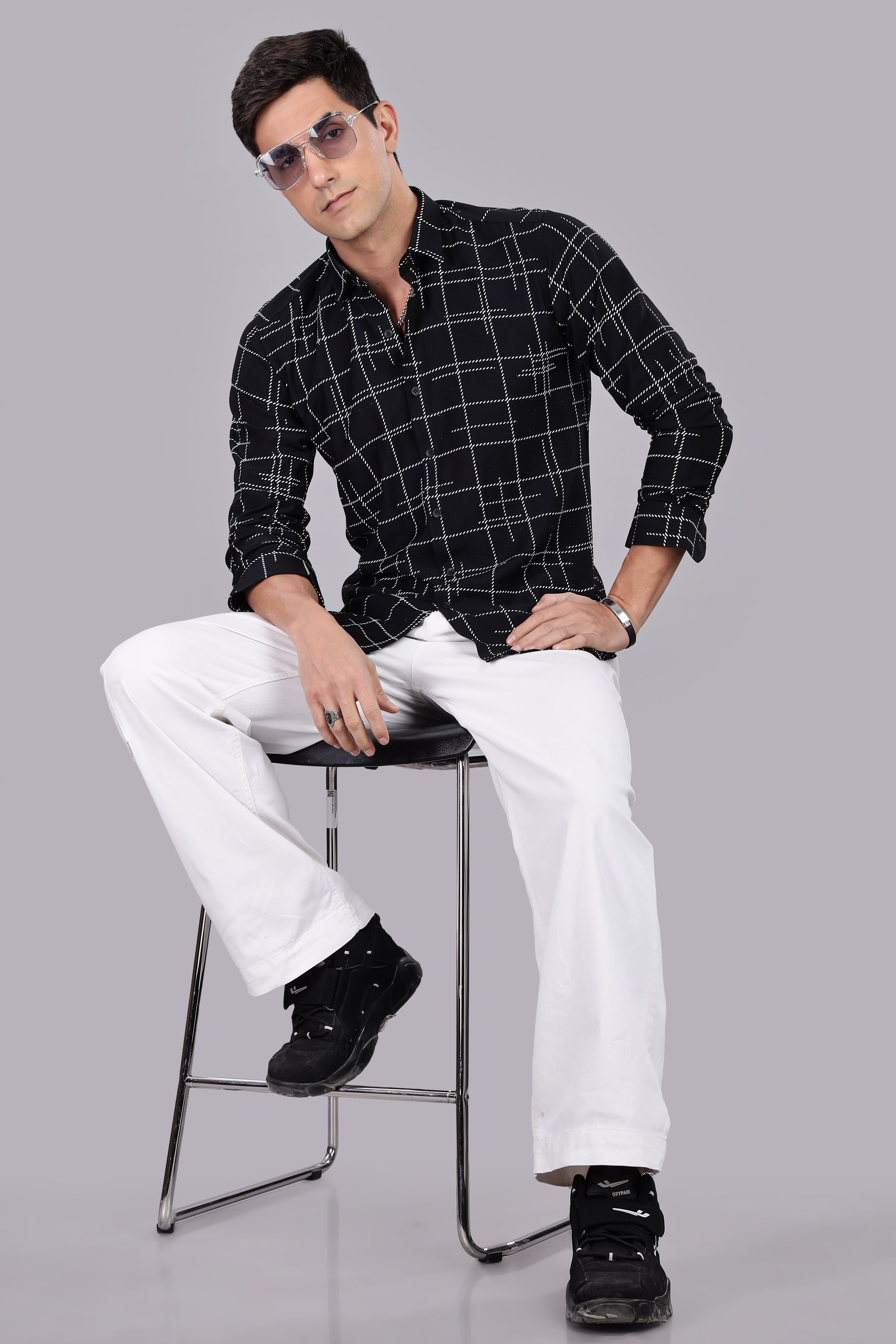 Regular Fit Black Shirt With Dot Lining