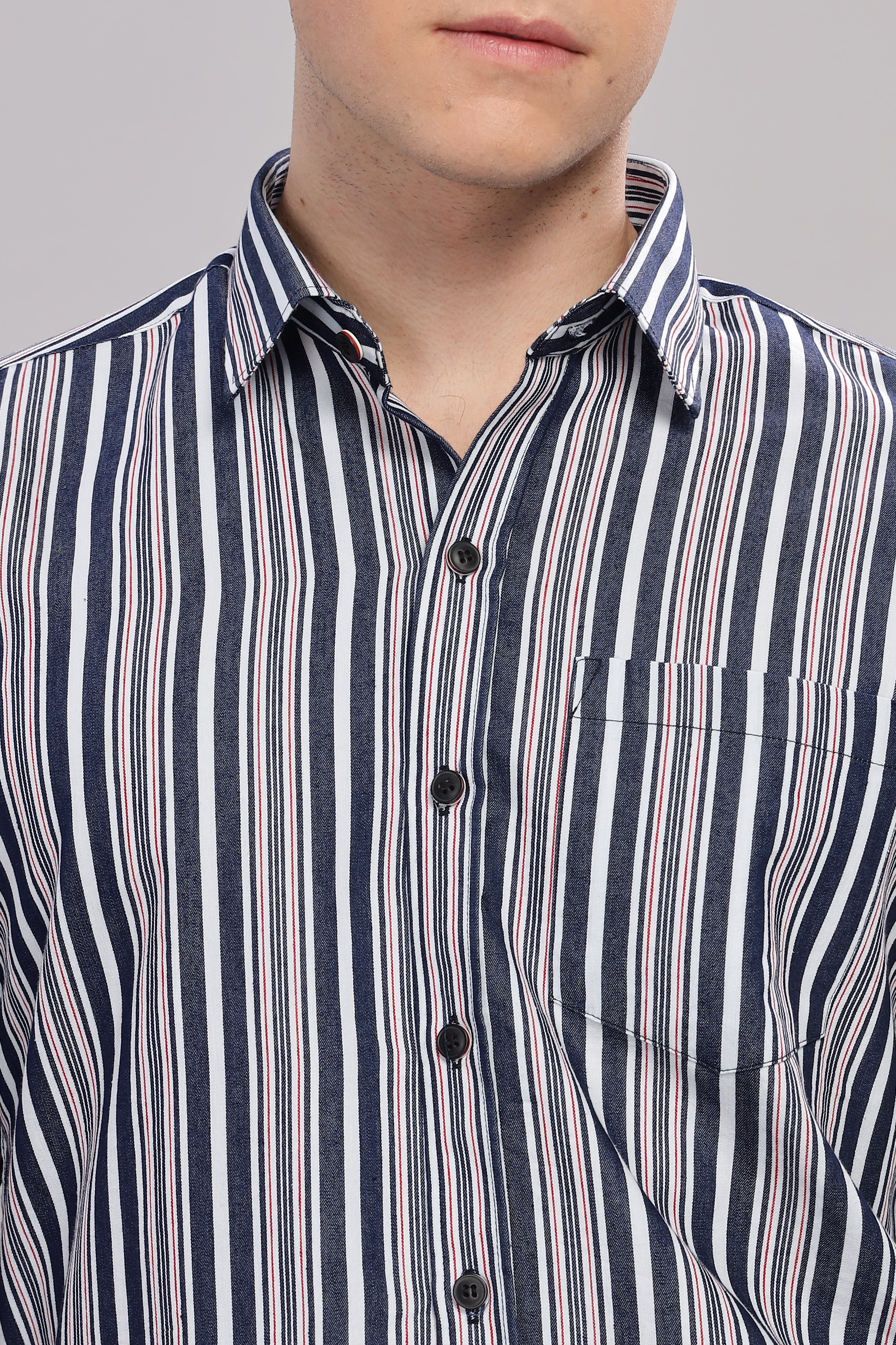 Camisa lisa con cierre de botones de primera calidad