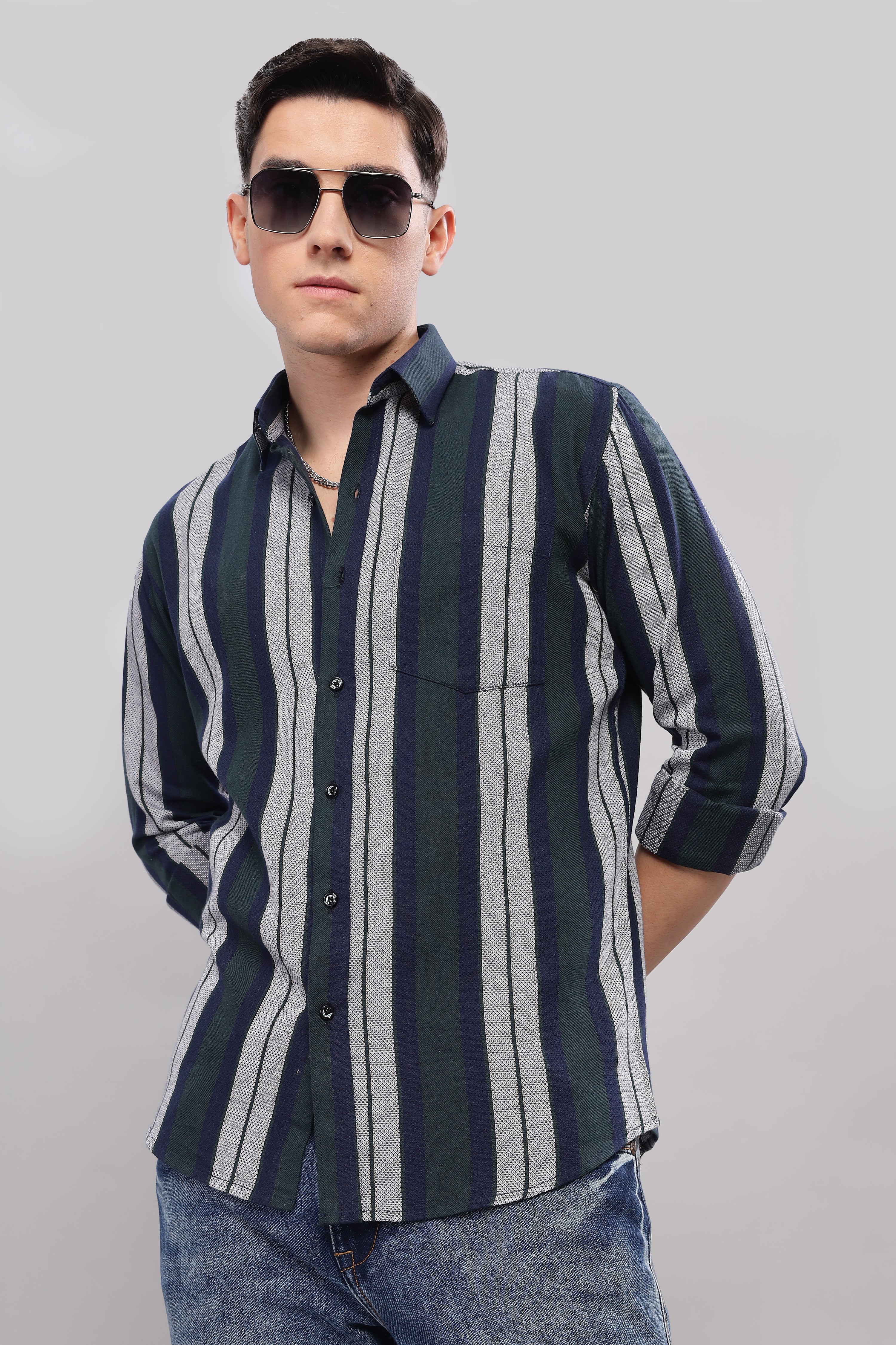 CAMISA ESTAMPADO FLORAL EFECTO PINCELADA