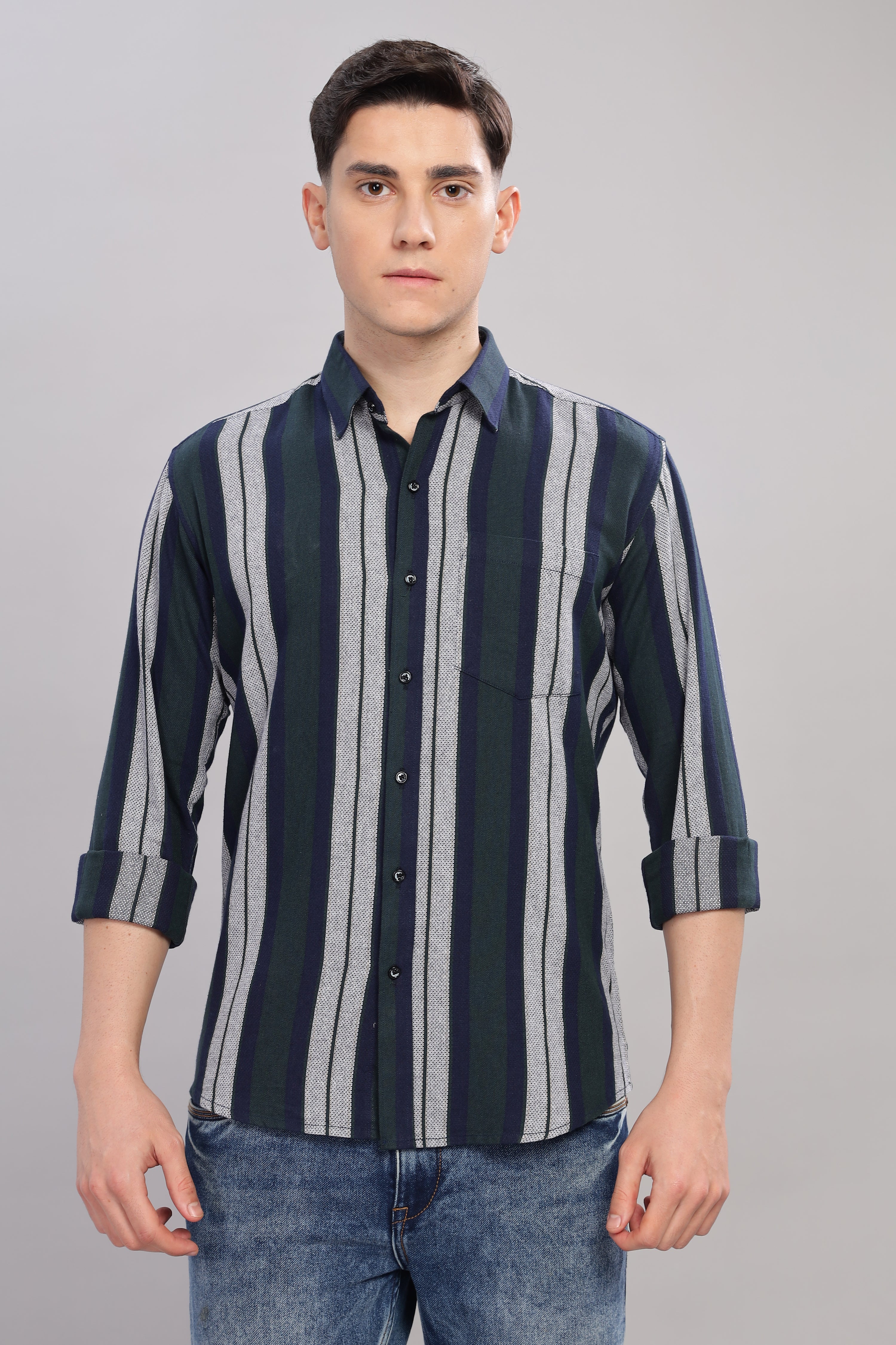 CAMISA ESTAMPADO FLORAL EFECTO PINCELADA